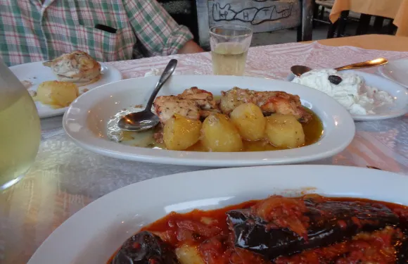 Nikos tavern