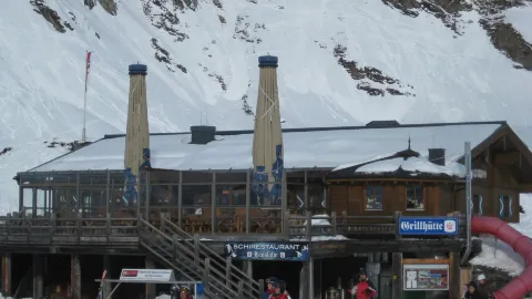 Jausenstation Hauslalm in 카프룬