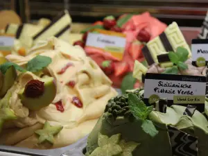 Giovanni L - Gelato De Luxe