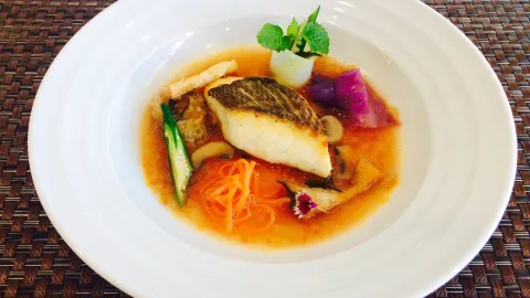 Bistro Luire in 恩納村