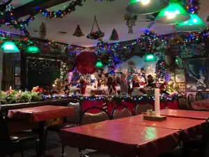 Desi's Taco Lounge