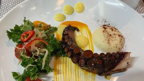 Miyo's Restaurant in 힐로