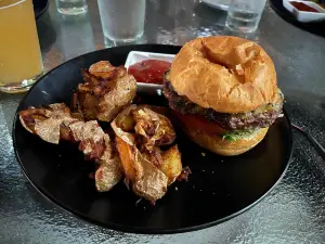 Longleaf Craft Kitchen + Bar