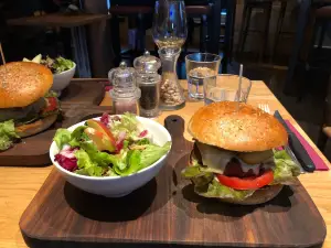 Bar Di Alt Apothek