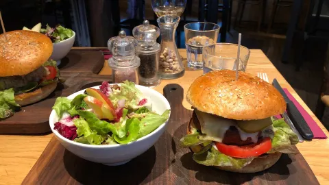 Bar Di Alt Apothek in 안데르마트