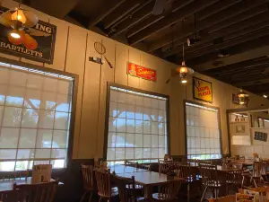 Cracker Barrel Old Country Store