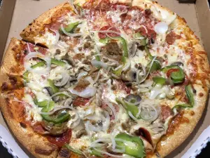 Dino’s Pizza & Sports Bar