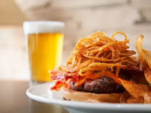 Three Rivers River View Restaurant & Bar