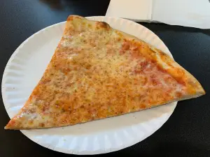 Nino’s Ny style pizza