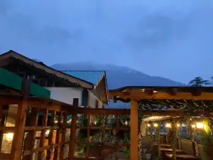 Whispering Valley Resort