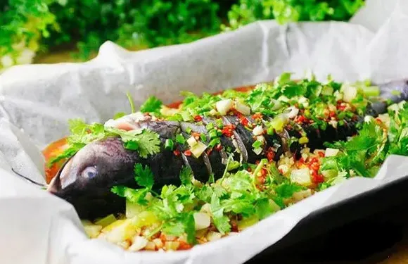 魚上俏紙包魚
