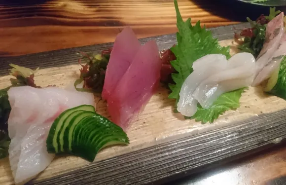 Den Tavern Uotatsu
