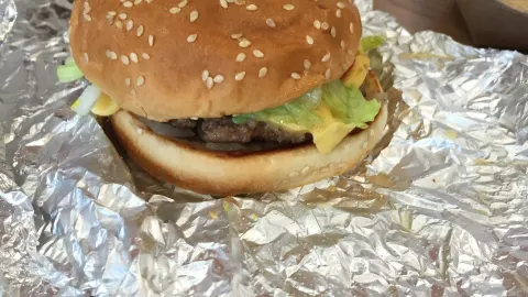 Five Guys in 허시