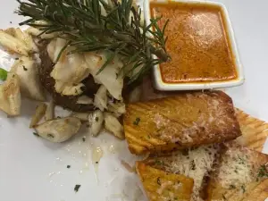 Parrish's Restaurant & Lounge