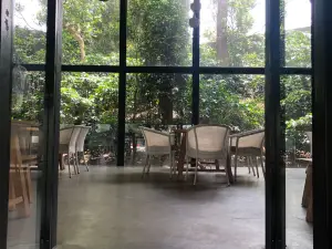 Green Park Restaurant