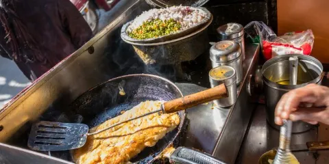 Lovely Omelette Centre