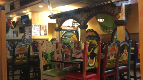 Fiesta En Cancun Mexican Restaurant in Freeport
