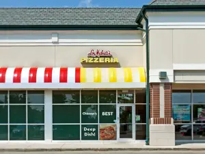 Lou Malnati's Pizzeria - Carry Out