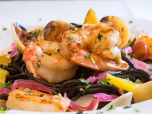 Fife 'n Drum Restaurant & Inn