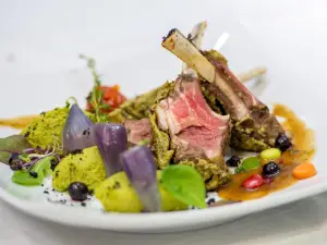 Restaurant RAYA Garden