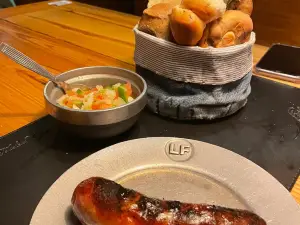 Los Toldos Viejos