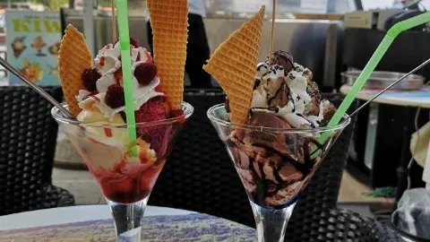 Caffe Bar Slasticarnica Kiwi in Supetar