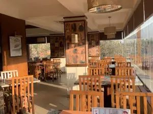 Caviar Restaurant - Pyramids