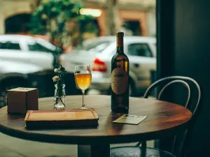 DADI wine bar and shop