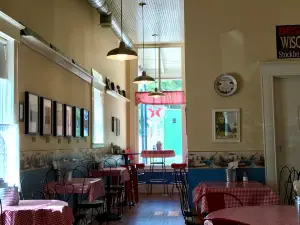 Stockholm Pie and General Store