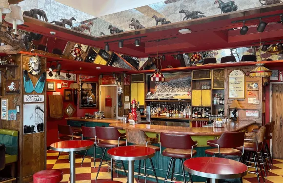 Horse Dive Bar