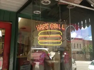 Hap's Grill