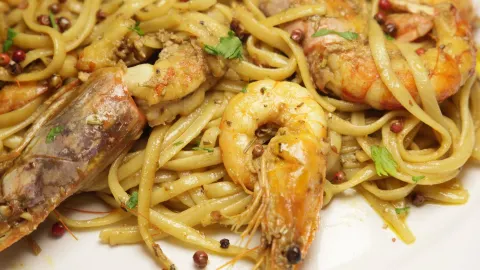 Columbus Ristorante & Beach in サル