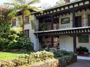 La Mansion del Cupatitzio