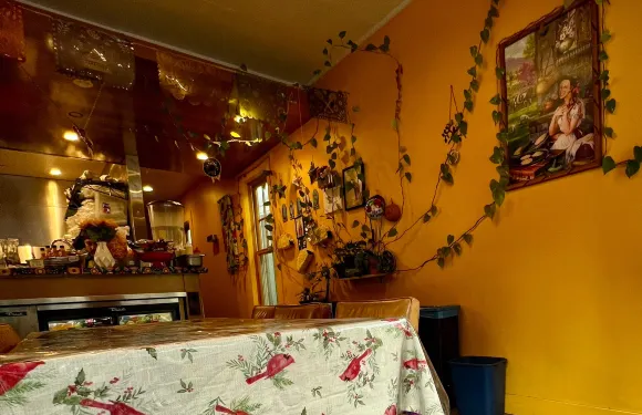 Lola’s Taqueria