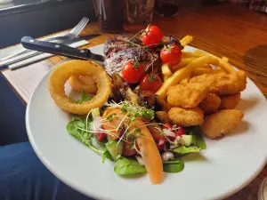 Riverside Inn