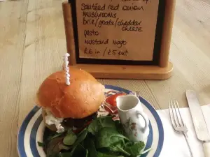 Beryl & Pegs Coffee, Tea & Sandwich Bar