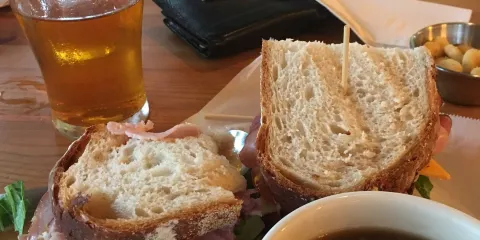 Murphys Pourhouse