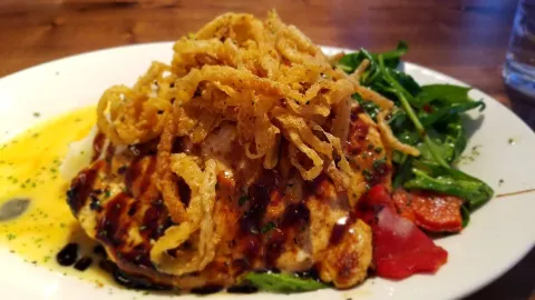 Cap City Fine Diner and Bar in Columbus