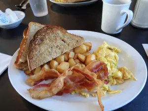 Classic Cafe East