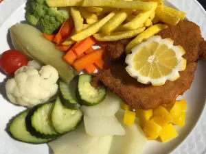 Gasthaus Gerschnialp - Cafe Ritz