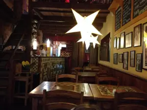 Bodega Restaurant Pizza Bar