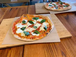 Snap Custom Pizza