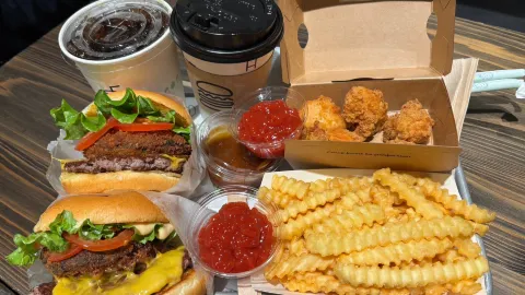 쉑쉑버거 고텐바 프리미엄 아웃렛 in 고텐바