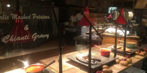 Cinzzetti's Italian Market