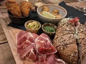 Bij de jongens