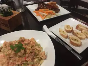 El Nogal Restaurante & Buffet