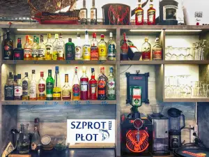 Szprot Przez Płot - Fish&Chips Cocktail Bar