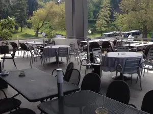 Restaurant "Sandanski"
