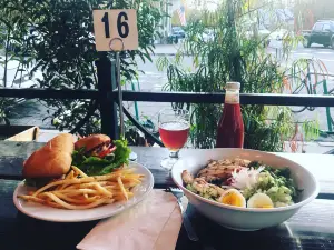 Pangaea Cafe