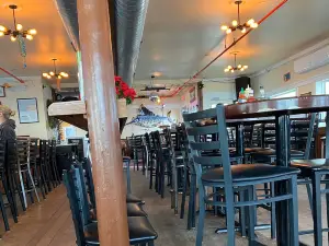 Coot's Bar & Grill